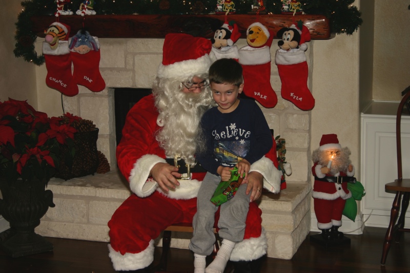 Hildebrand Christmas ScreenSaver/800x600_2006-12-24 Christmas Eve 73.jpg